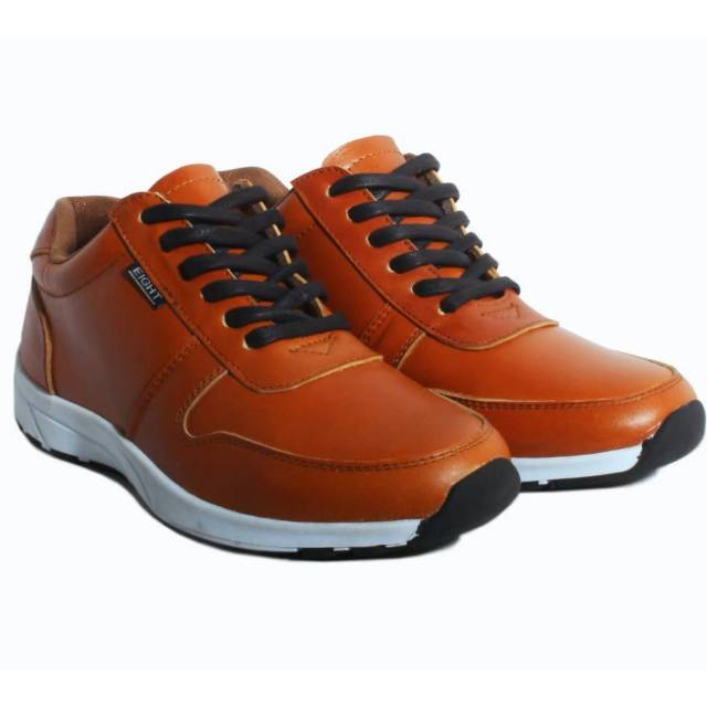 SNEAKERSPRIA EIGHT PROTION SEPATUKERJA SEPATUSANTAI SEPATUFUN