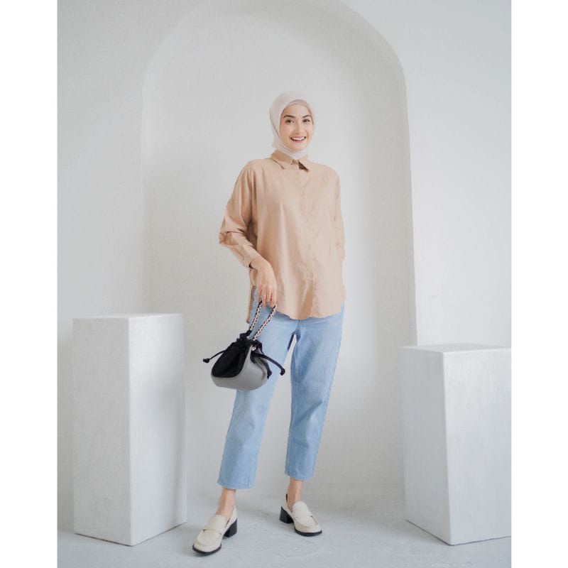 Kemeja Wanita Oversize / Nelka Linen Shirt