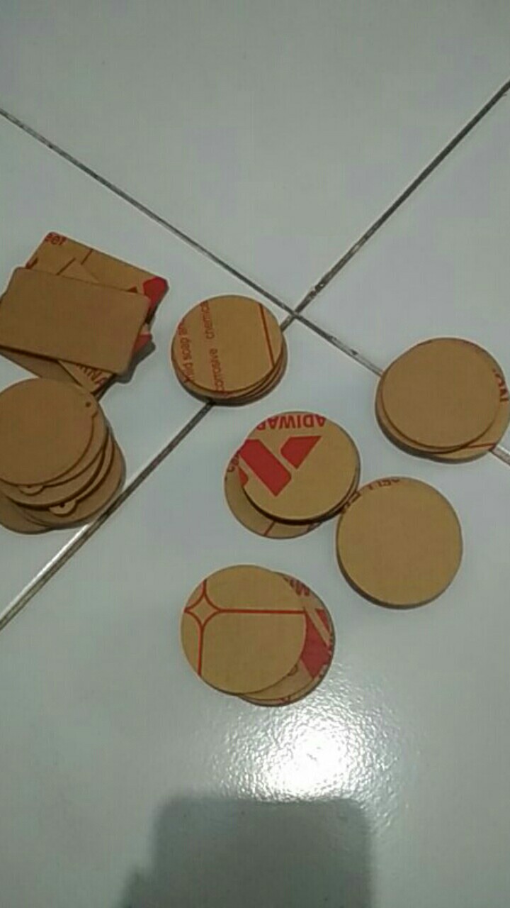 Bahan Akrilik Persegi Panjang 7x4cm Tebal 2mm