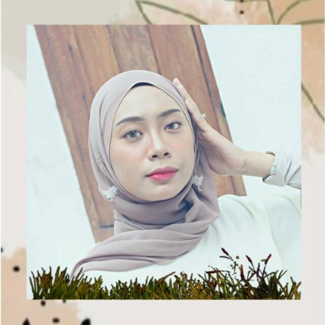 Aksesoris anting hijab juntai bunga mutiara