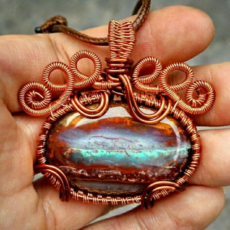 Liontin Garut Darson