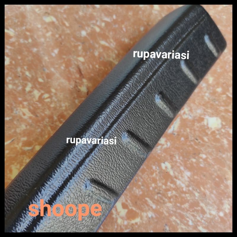 sill plate silplate BELAKANG pintu bagasi toyota inova innova reborn 2016 sampai 2022 2017 2018 2019 2020 2021 tempel plastik abs  hitam