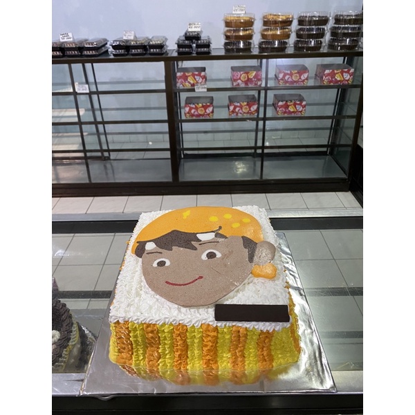 

KUE TART LAPIS SURABAYA GAMBAR BOBOIBOY ORANGE UKURAN 22 CM