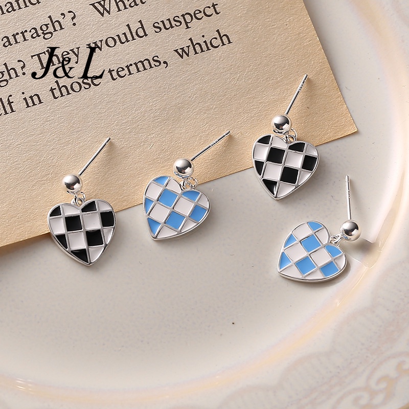 Korean Women Alloy Checkerboard Heart Stud Earrings