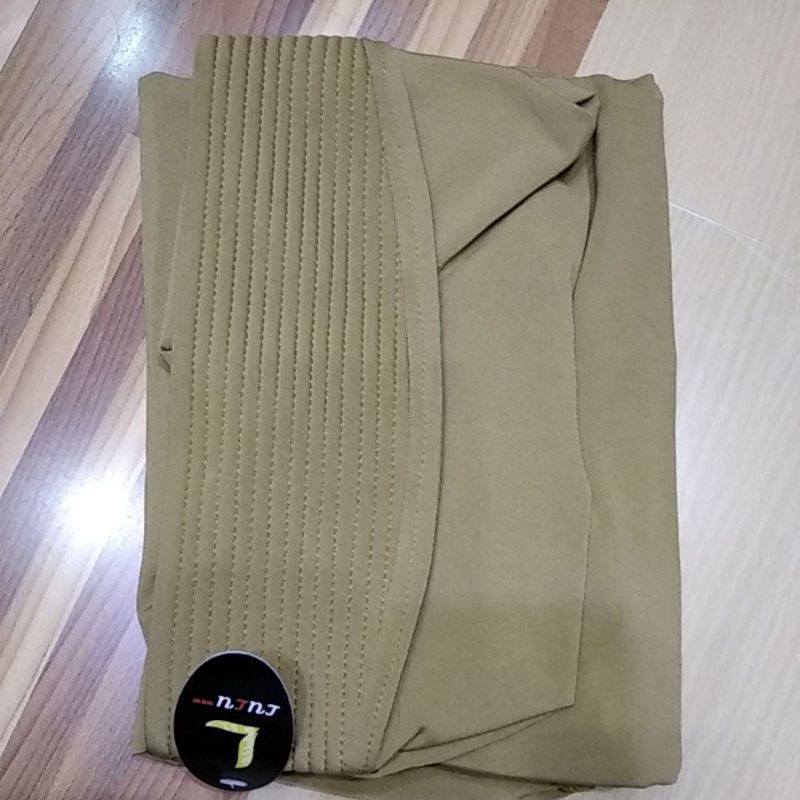 Lulu Hijab New Umi Kulsum / Jilbab bergo khimar bahan stella-Gold