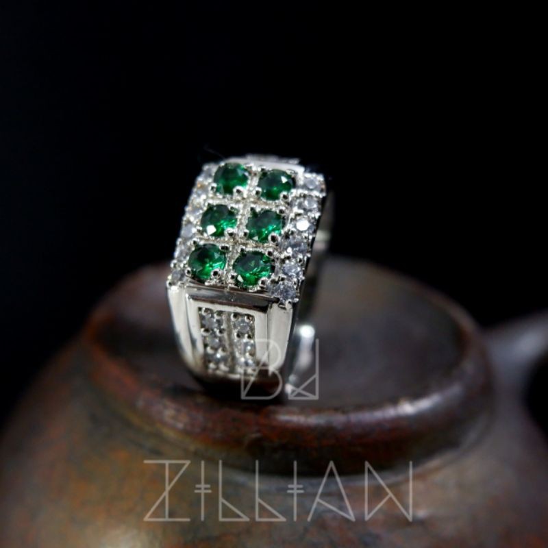 Cincin Green Spinel Created Kualitas Bangkok