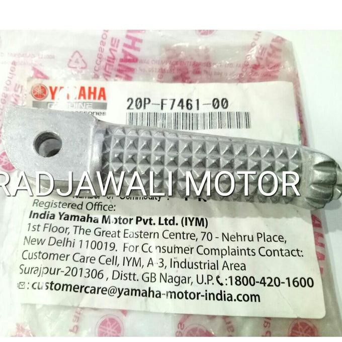 Footstep Depan Kanan R15 V2 Asli Original Yamaha