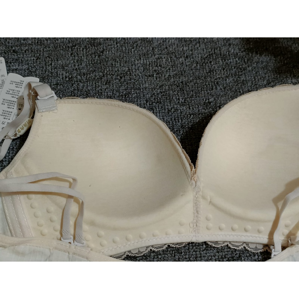 BRA/ BH WANITA 2223# TIDAK ADA KAWAT, BUSA SEDANG SIZE 34-38