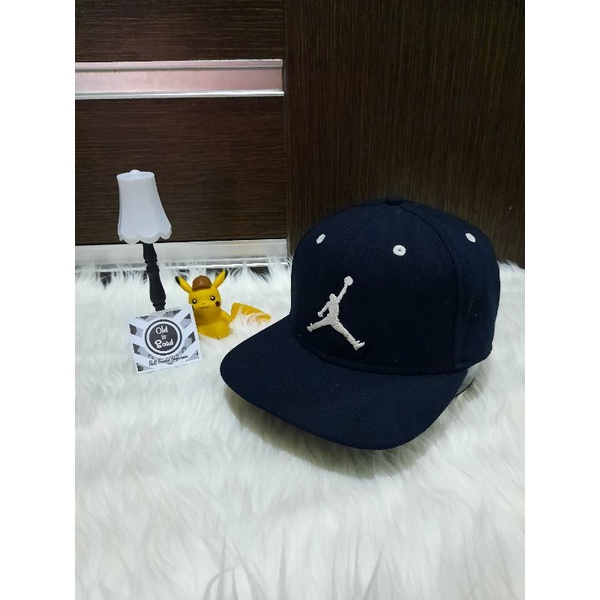 Topi Jordan Fly Air Original Thrift