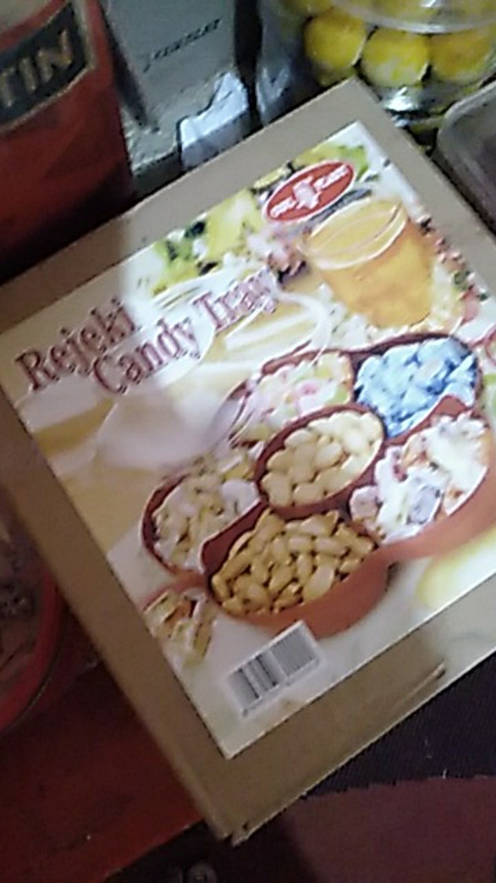 Toples Kue Kering Sekat 6 Bunga Permen Cemilan Candy Tray Rejeki Ct 168 Owl Plastik Ct168