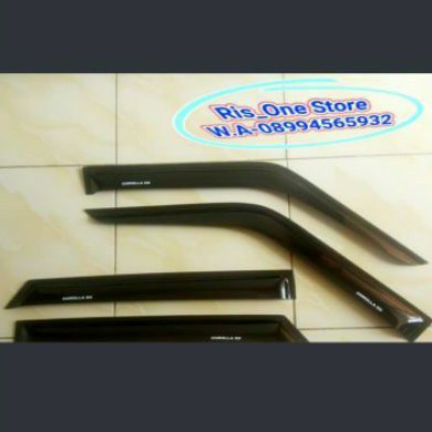 Talang Air Mobil Toyota Corolla DX 1983