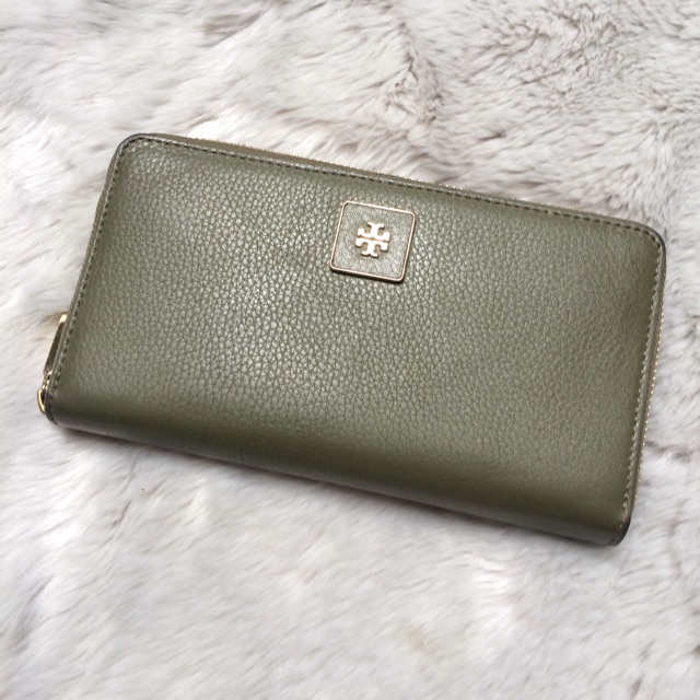Tory Burch Zippy Wallet Original