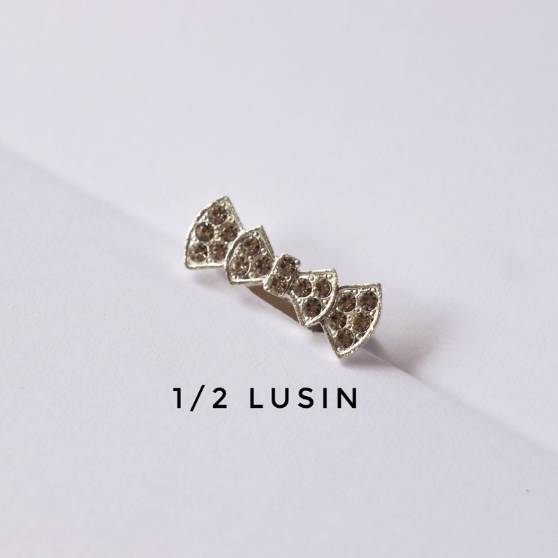 12 pcs bros dagu / 1 lusin bros dagu / bros dagu lusinan / bros dagu harga grosir / grosiran / Bahan Bros Juntai / Bahan Bros / Bros Kecil / Bros Mini / Bros Jilbab / Bros Dada / Bros Hijab-SILV-PITATUNDEL-6PCS