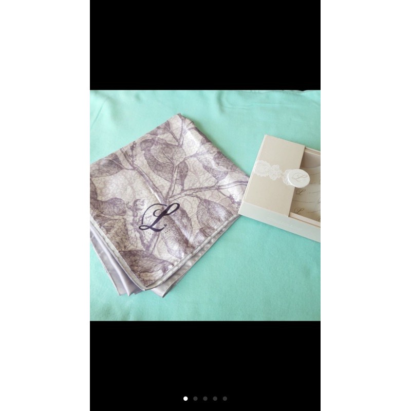 Scraf L by Laudya Cynthia Bella