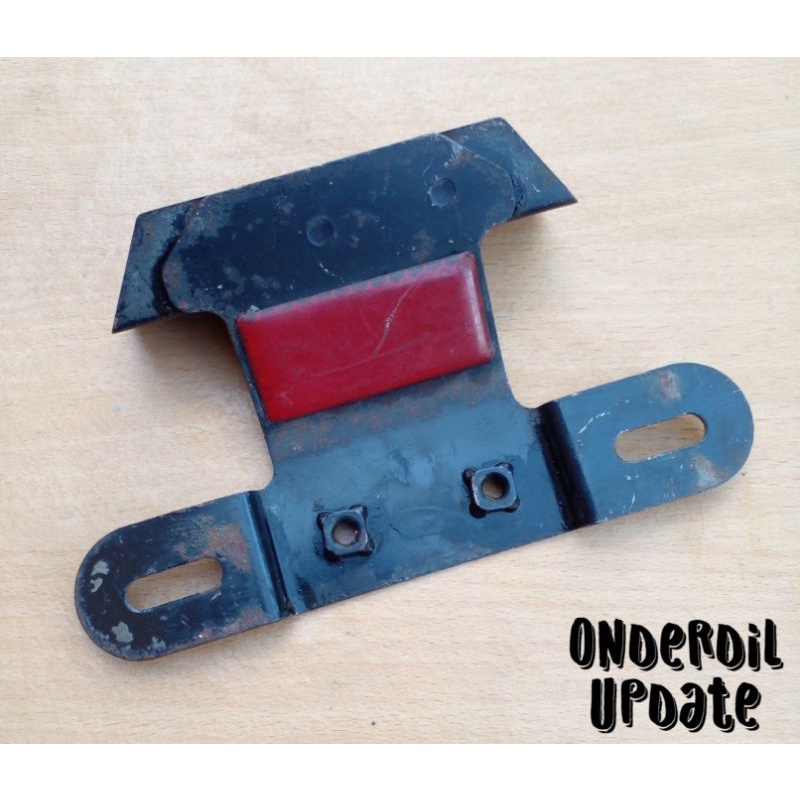 Breket dudukan plat nomor belakang motor Yamaha Vega R Lama Original PNP Fiz R