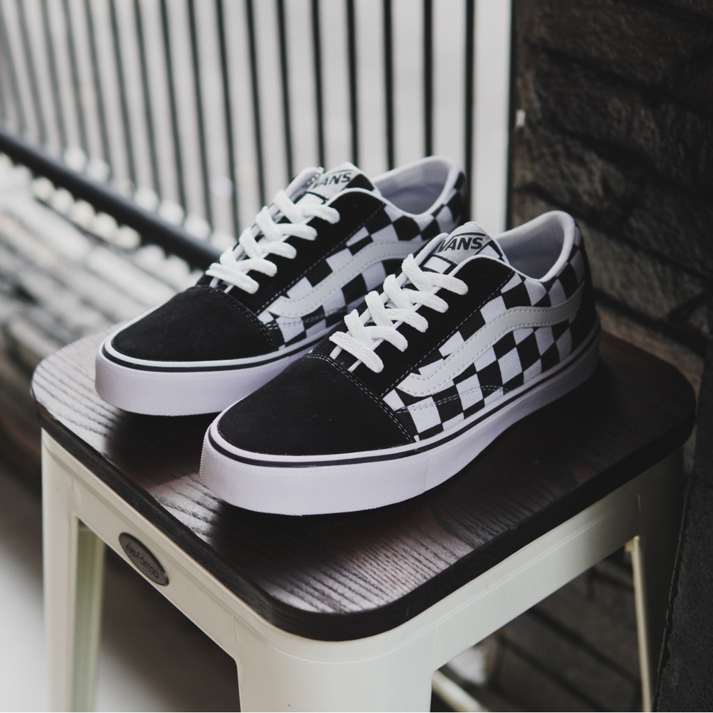 SEPATU PRIA VANS OLDSKOOL MOTIF CATUR TERLARIS