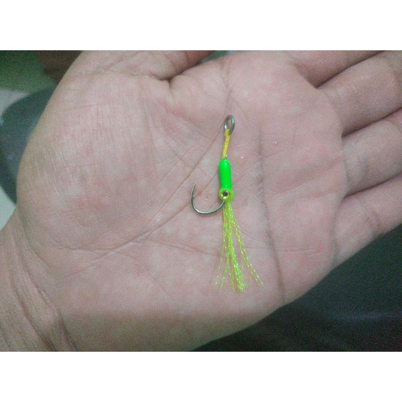 assist hook micro jig