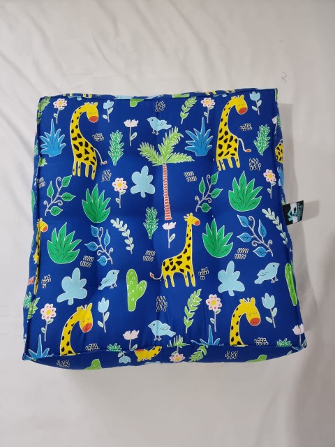 Bantal Duduk-bantal Lesehan  70*70cm Diukur Setelah Diisi Silikon