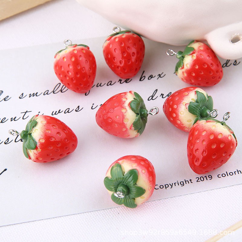 Charms Liontin Bentuk Strawberry Bahan Resin Untuk Membuat Perhiasan Anting Dan Gantungan Kunci