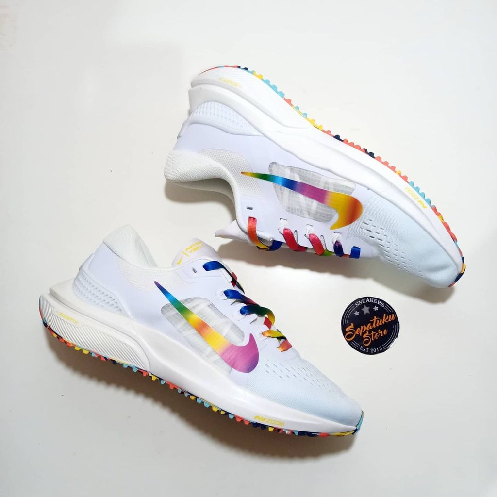 Sepatu Nike Zoom Vomero 15 White MultiColor