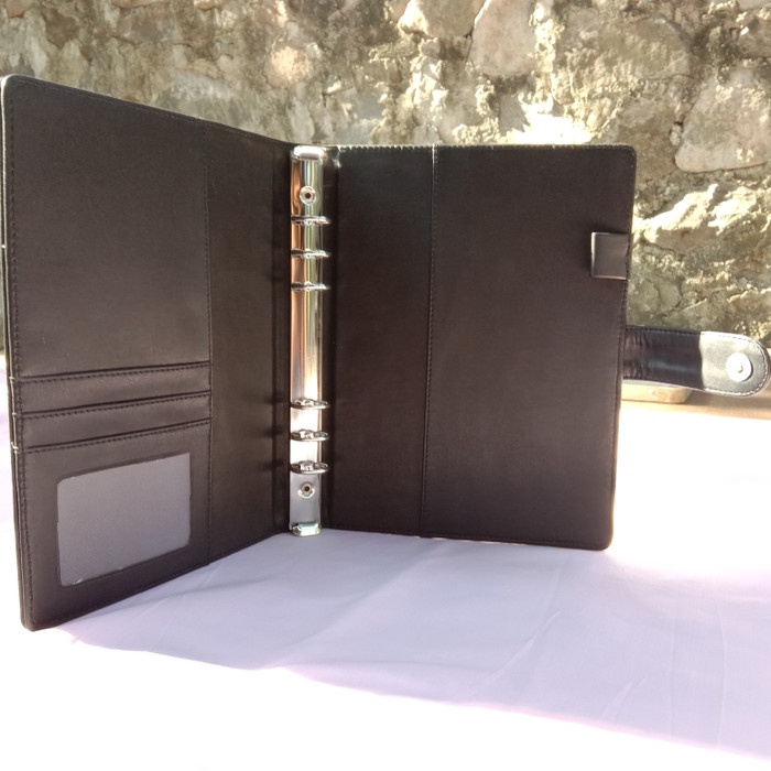 

[RESTOCK] Binder Agenda A5 Kulit Silky - Ring 20 lobang