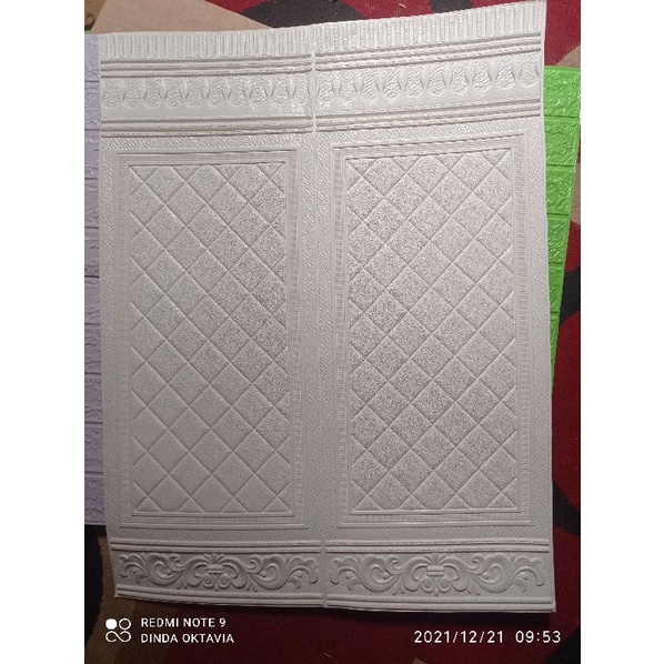 WALLPAPER FOAM 3D MOTIF PINTU JATI UKURAN 70X90CM KETEBALN 5MM BISA COD-1