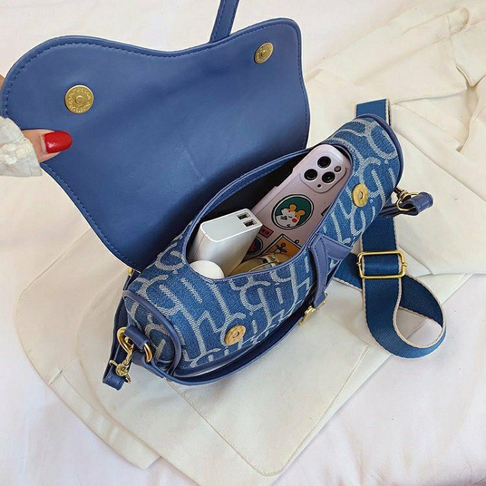 R Canvas Saddle Bag 6992