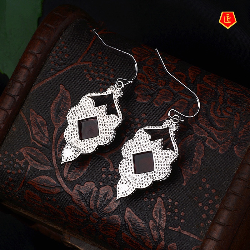 [Ready Stock]S925 Vintage Silver Inlaid Ruby Square Diamond Earrings