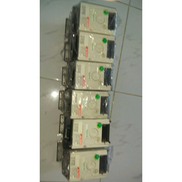 sneijder inverter 0.75kw 1phas 220 volt 1hp I  NEW21