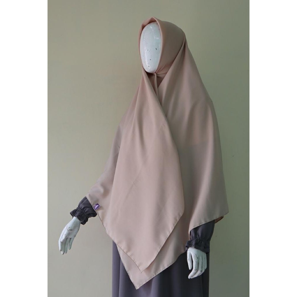 Jilbab Segiempat Wolfis / Khimar segi empat Wolfis Polos 120 x 120-120 Cream