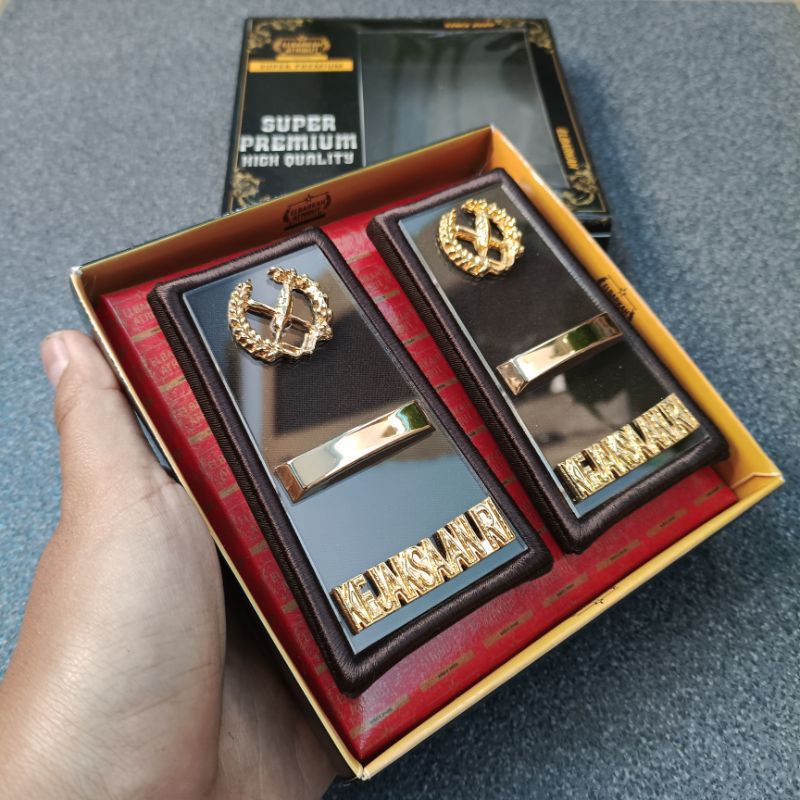 WING PERSAJA PIN PERSAJA KEJAKSAAN RI JAKSA PANGKAT PDH KEJAKSAAN RI GOLONGAN 2A 2B 2C 2D 3A 3B 3C AKRILIK KUALITAS SUPER PREMIUM