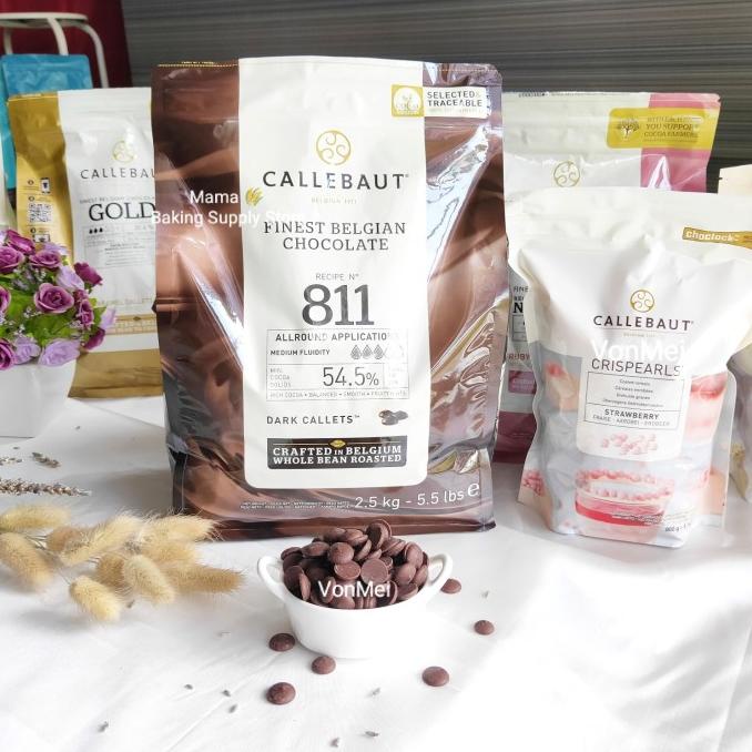 

PROMO CALLEBAUT Dark Chocolate Callets Button Couverture 811 54.,5% 100 gr MURAH