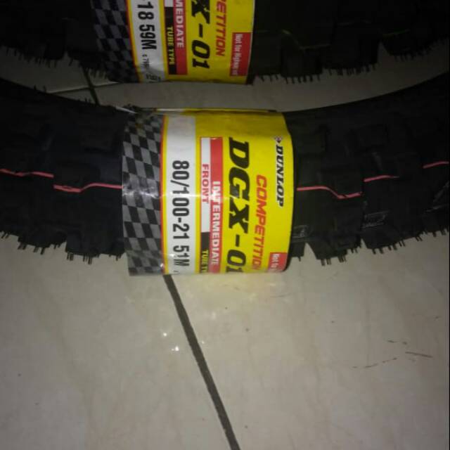 ban luar dunlop dgx01