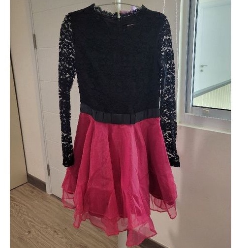 Preloved dress pesta brukat mewah merk Moscato ORI