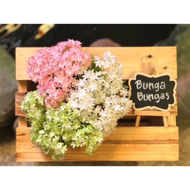 Bunga asoka / Bunga artificial / Bunga palsu
