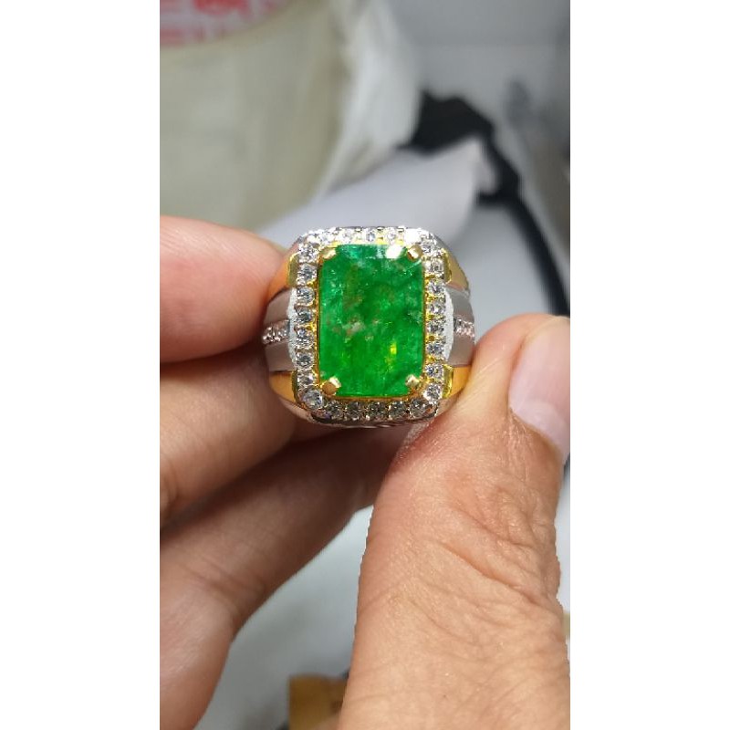 zamrud Colombia memo