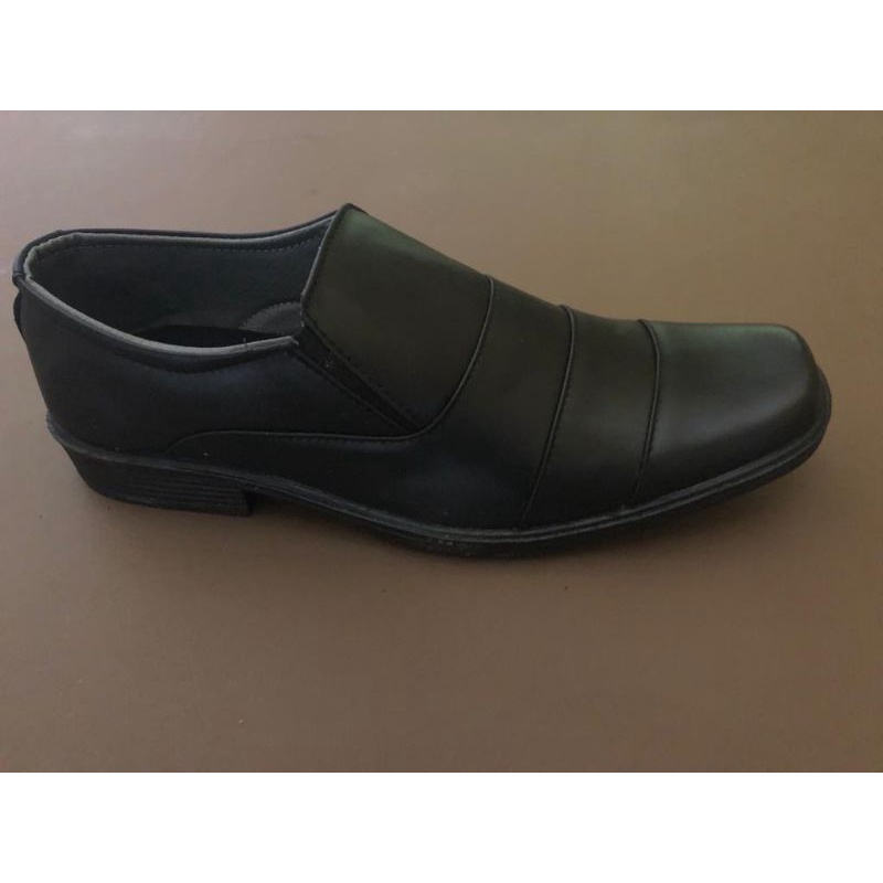 sepatu kerja pantopel hitam formal/sepatu hitam kerja