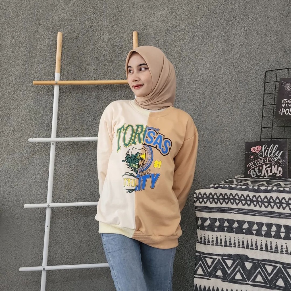 TOROSAS COMBIE Sweater Crewneck Oblong Oversize | Outerwear Wanita Bahan Fleece Tebal Kekinian Korean Style