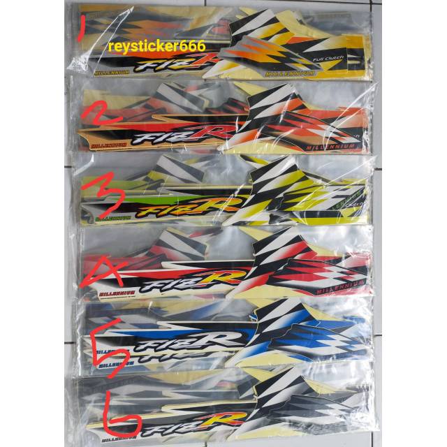 Striping Yamaha F1Zr milenium