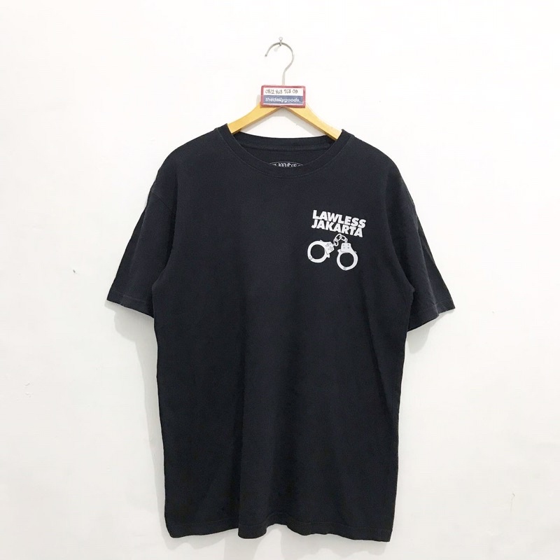 Kaos Lawless Jakarta Original