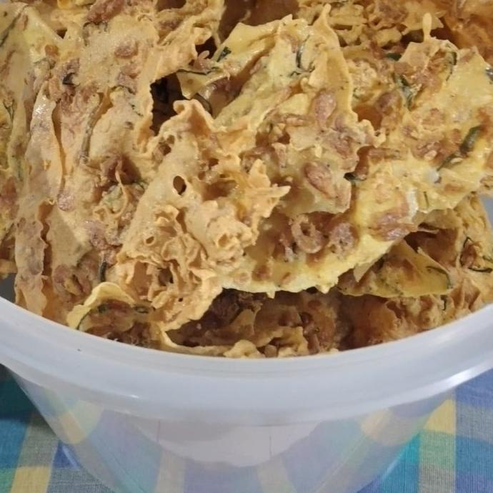 

Peyek Renyah Ikan Teri Medan