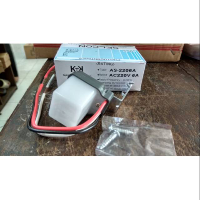 auto foto cell 6 ampere selcon alat sensor cahaya otomatis kualitas bagus teknologi japan