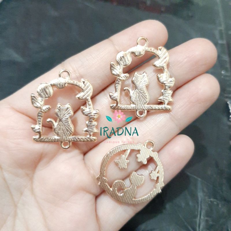 Bandul Keychain Hiasan Gantungan Kunci Tas Bentuk Frame Kucing