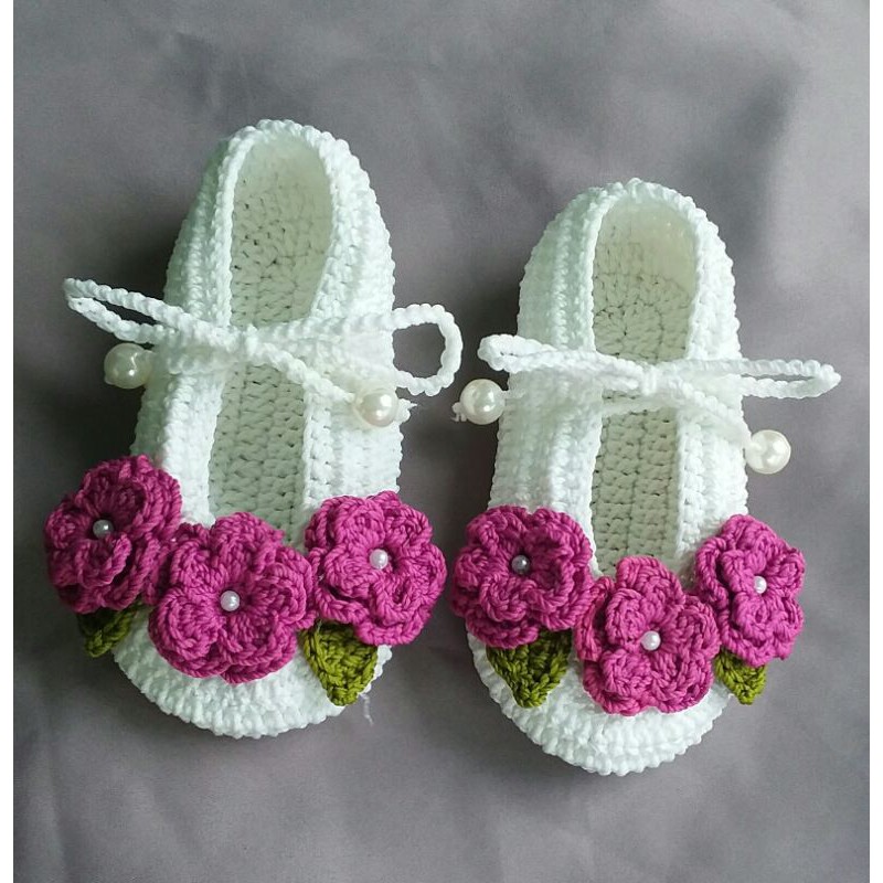 sepatu bayi perempuan 0 smp 1 thn rajut handmade bunga tali  cantik lucu bagus murah tangan pertama