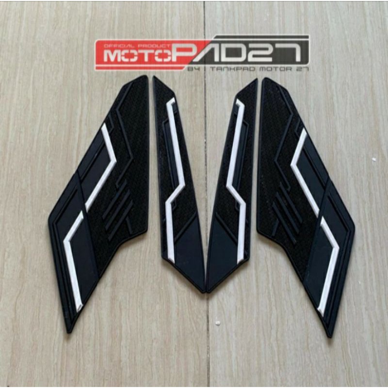 Stiker footstep Vario 160 3D Bahan karet Rubber Premium