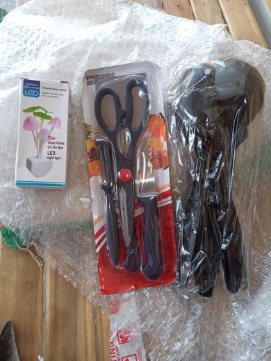 Pisau Set 4in1 - Pisau Daging / Pisau Buah, Pisau Sayur, Peeler, Gunting