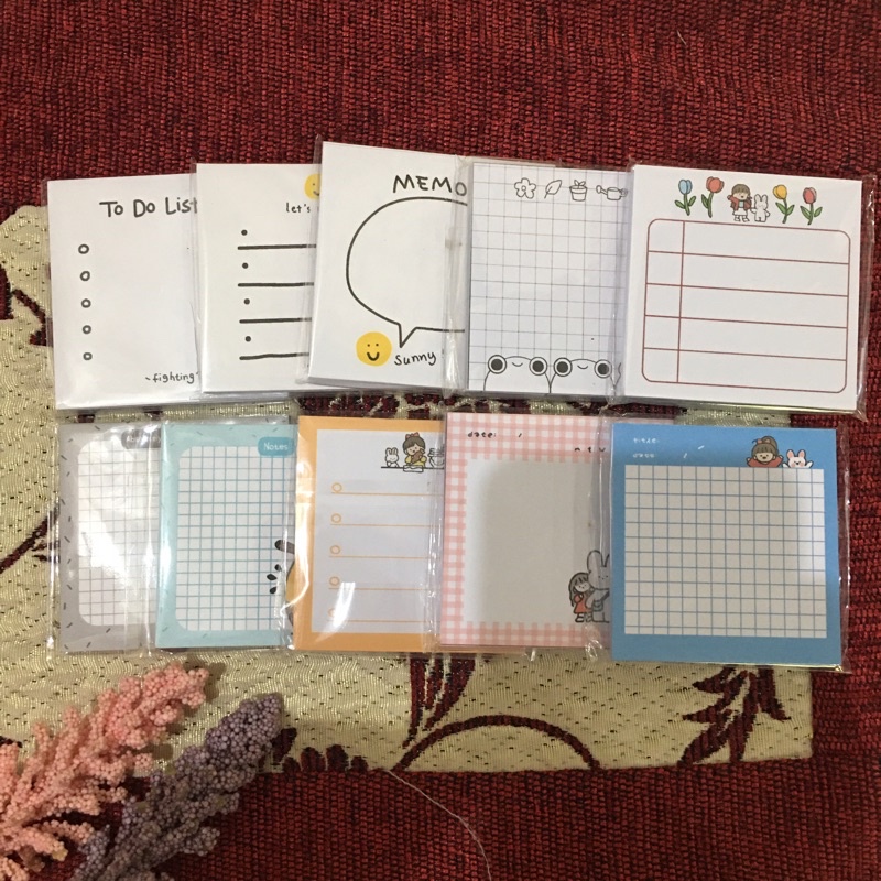

Memo Pad Aesthetic Motif Lucu