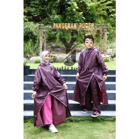 Jas Hujan Gamis & Celana Wanita dan Pria