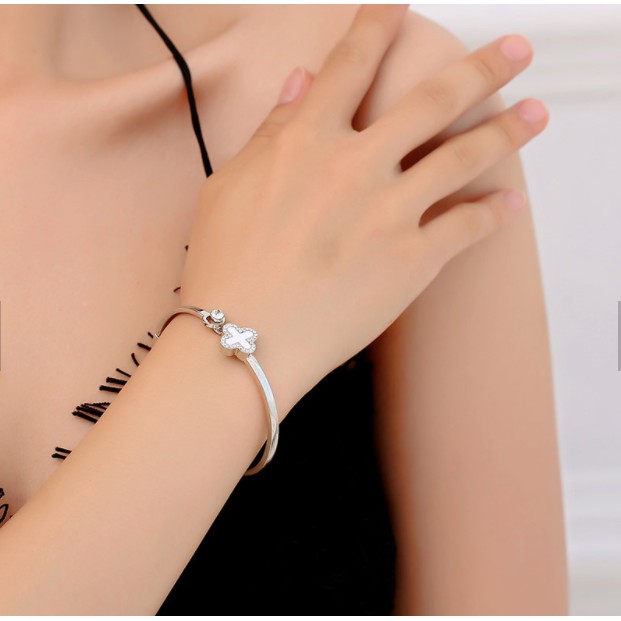 Gelang Titanium Wanita Liontin Clover Titanium Fashion Korea-6