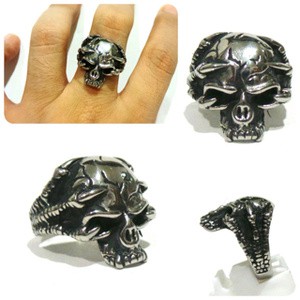 Skull ring cicin tengkorak ring titanium camuri